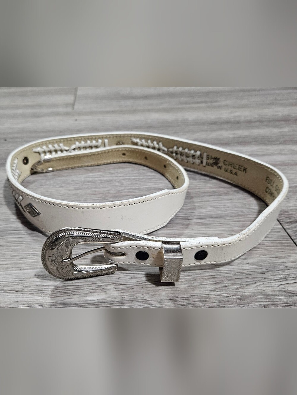 White Western Brushy Creek Womens Leather Belt with Silver Buckle